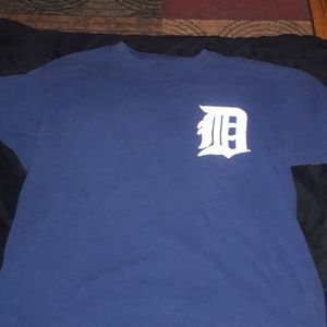 Men's Detroit tigers tee